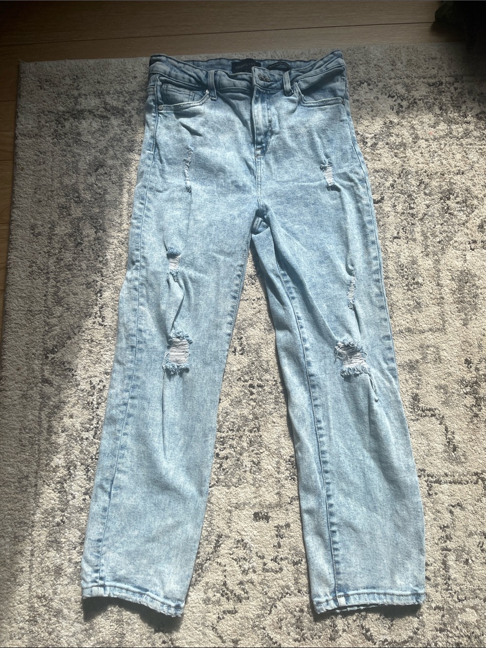 Kendall & Kylie Light Blue Distressed Straight Leg Jeans